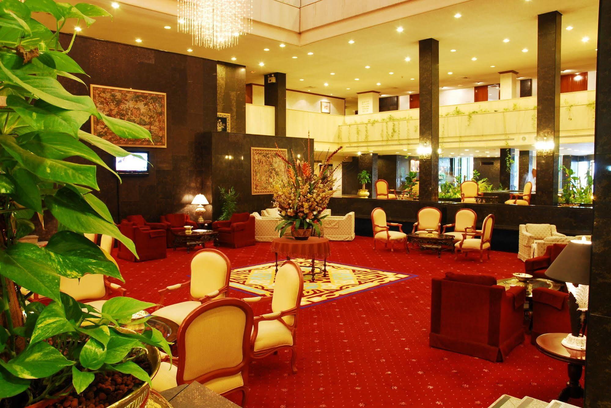 Dhahran International Hotel Exterior photo
