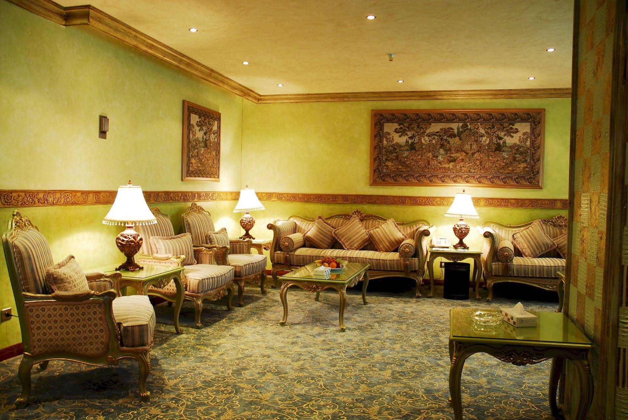 Dhahran International Hotel Exterior photo
